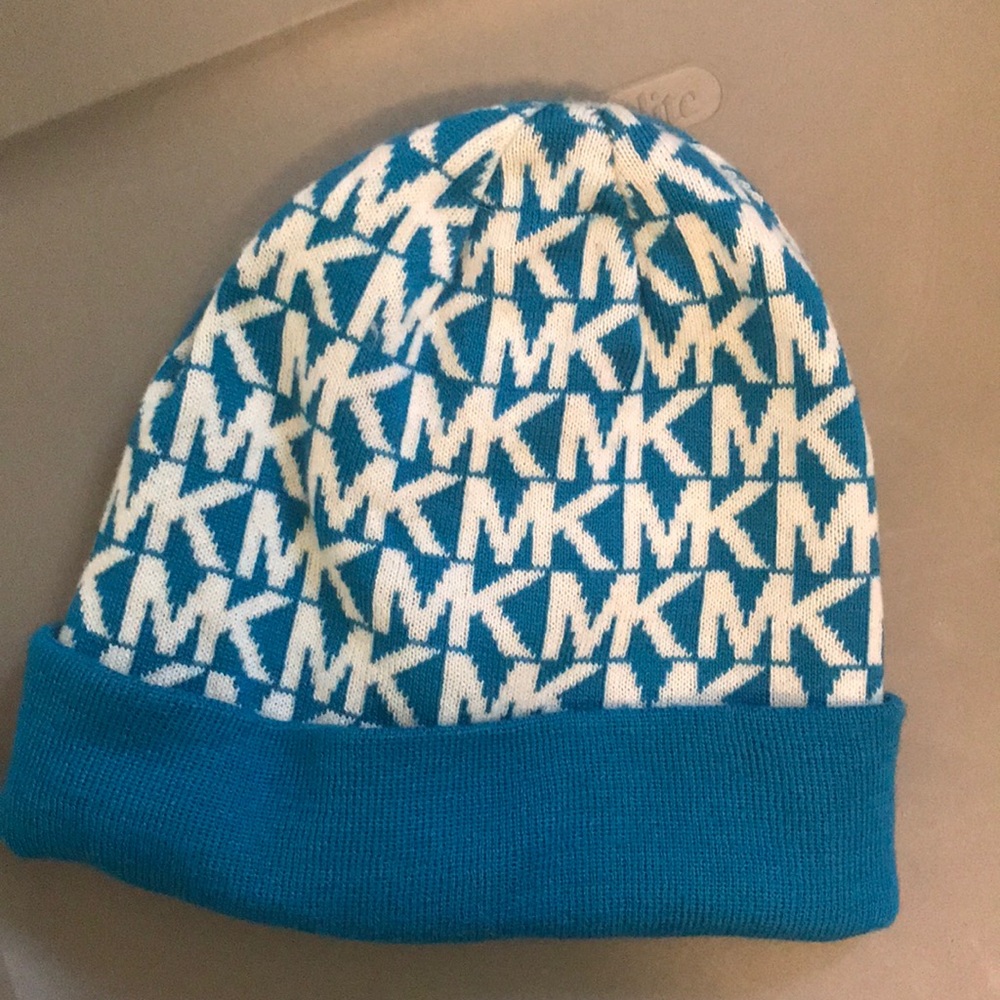Michael kors winter hat